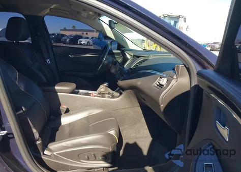 2019 Chevrolet Impala Premier z USA, uszkodzony, nr VIN 2G1105S32K9119145